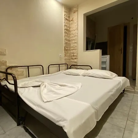 Otel For Rent Hermanos *