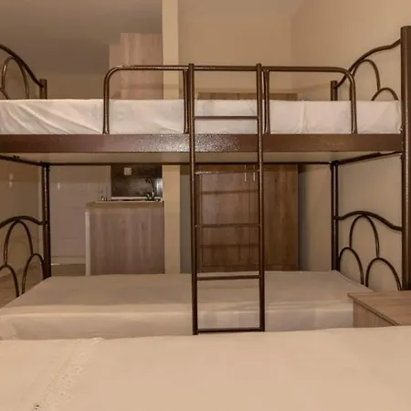 Otel For Rent Hermanos *