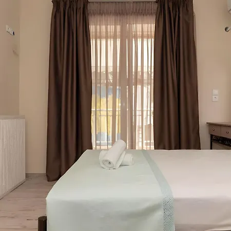 Hotel For Rent Hermanos *