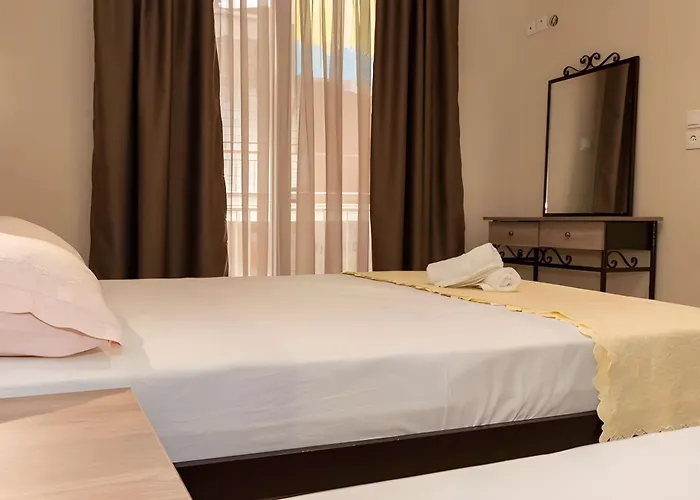 For Rent Hermanos 酒店