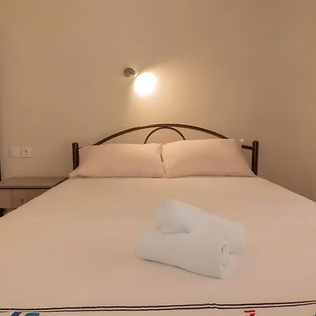 Szálloda For Rent Hermanos Sztavrósz